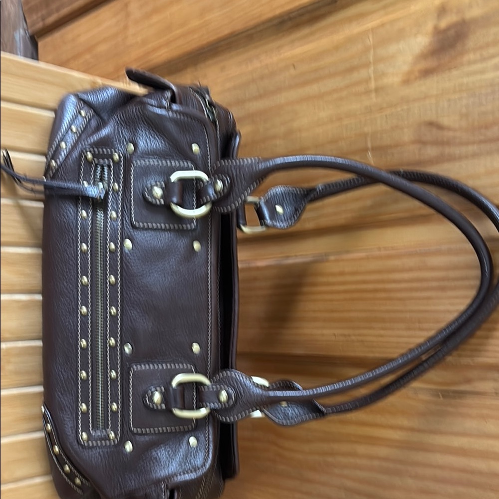 Chic Brown Leather Shoulder Bag with Gold Accents